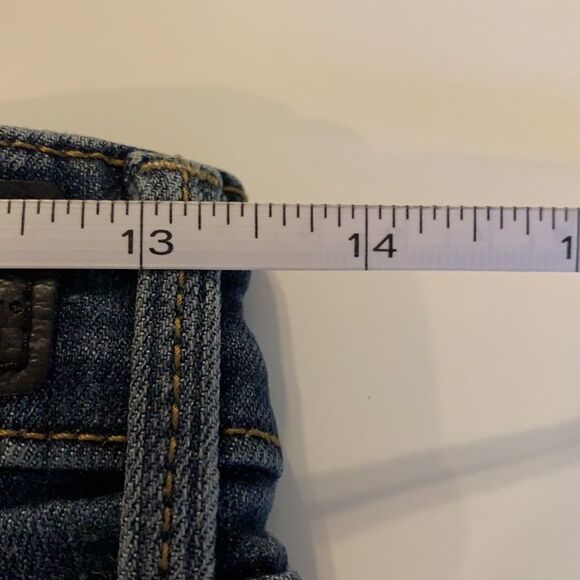 LEVI’S totally shaping skinny jeans. Five pockets medium wash - Picture 9 of 12